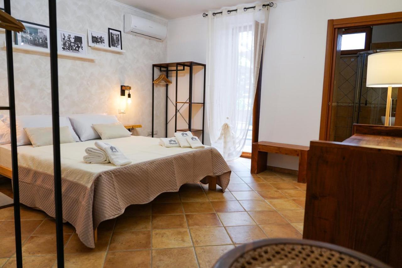 Familiainn Rooms & Apartments Pompei Luaran gambar
