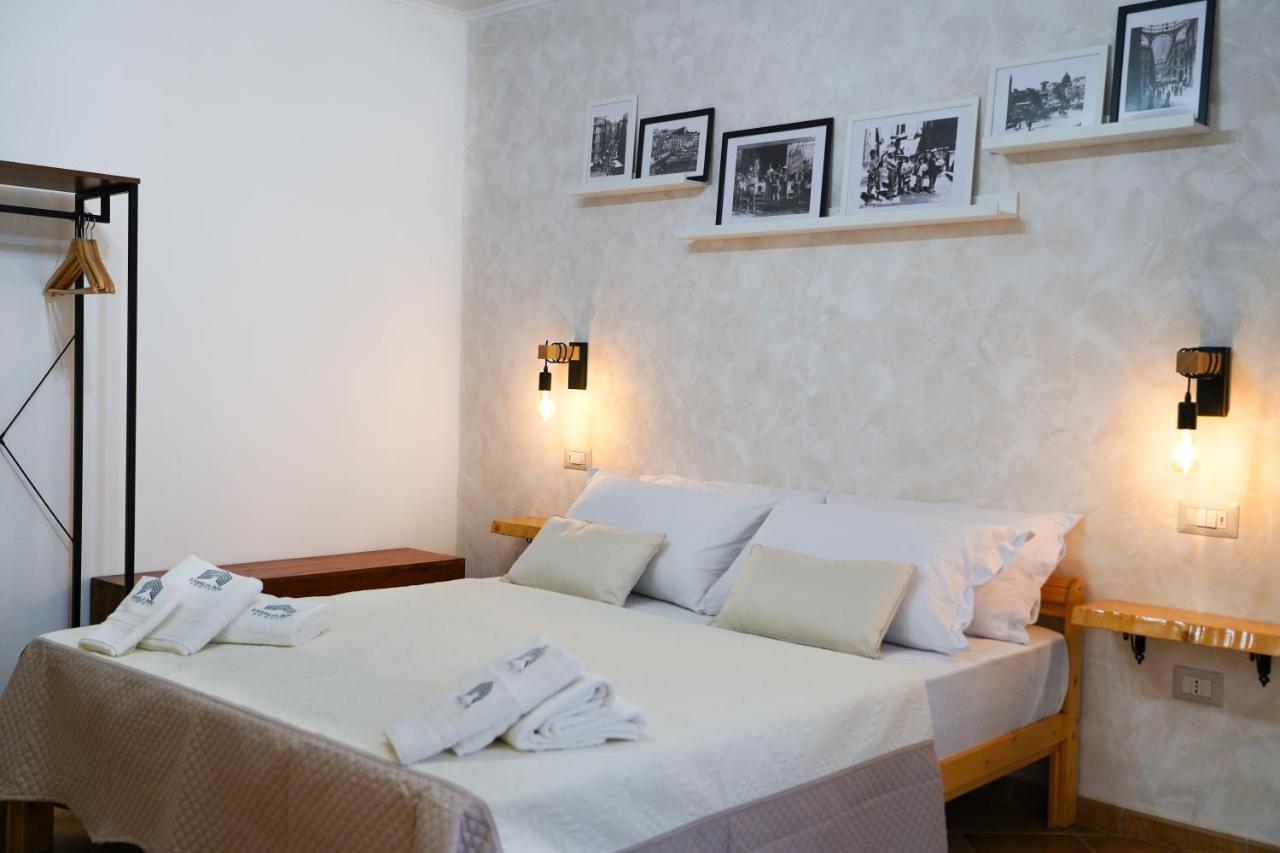 Familiainn Rooms & Apartments Pompei Luaran gambar