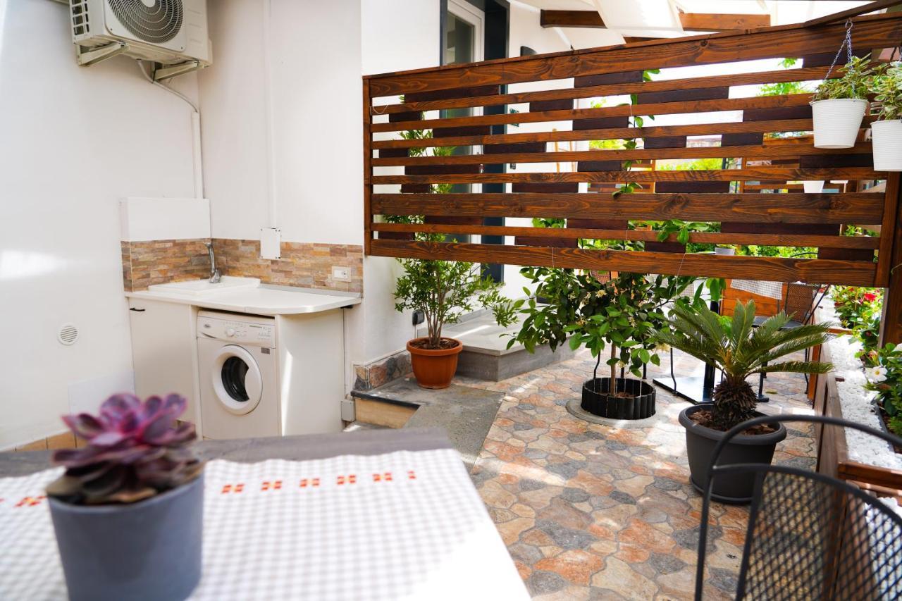 Familiainn Rooms & Apartments Pompei Luaran gambar