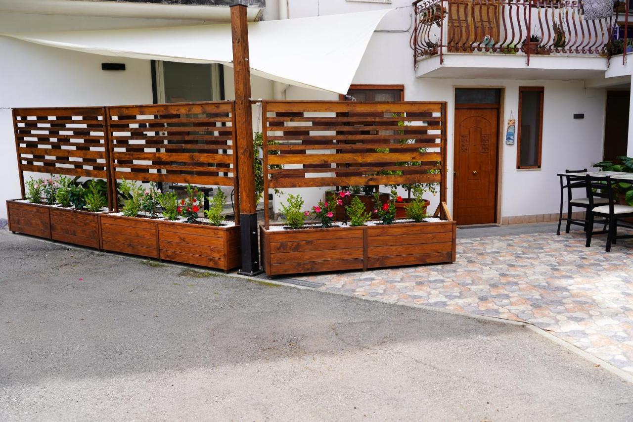 Familiainn Rooms & Apartments Pompei Luaran gambar