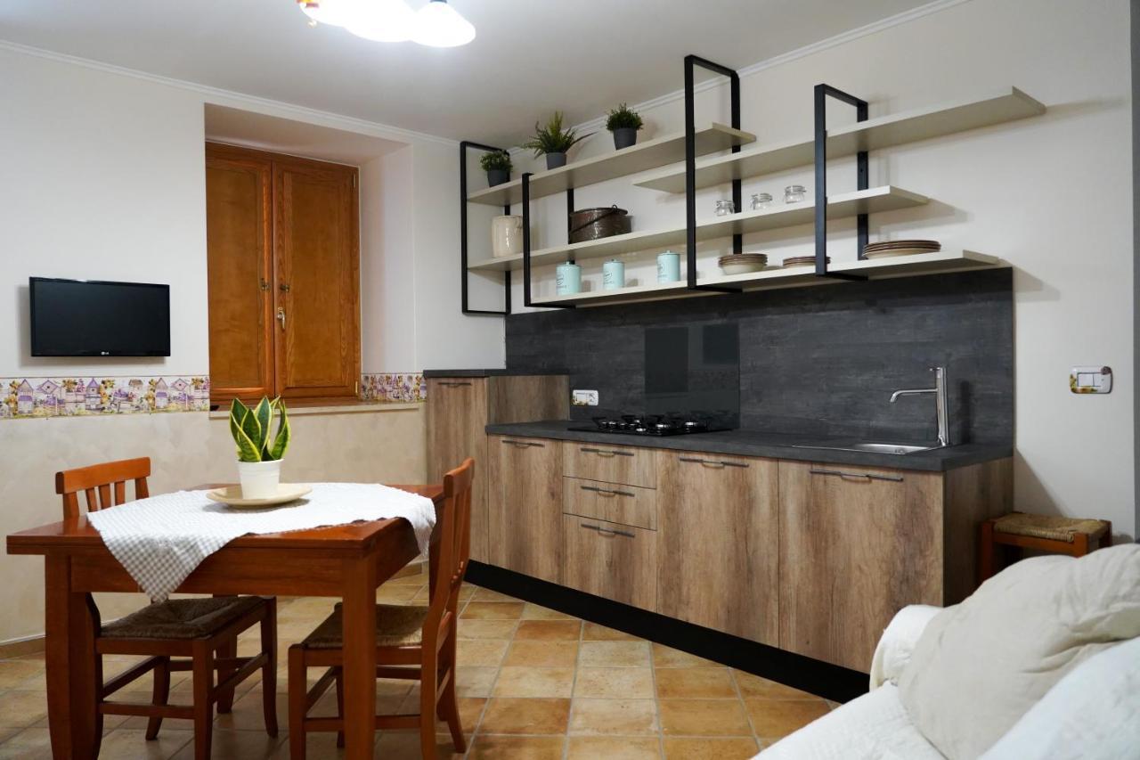 Familiainn Rooms & Apartments Pompei Luaran gambar