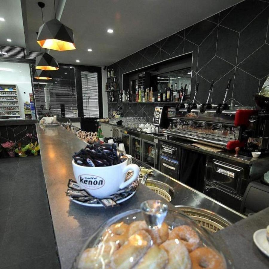 Familiainn Rooms & Apartments Pompei Luaran gambar